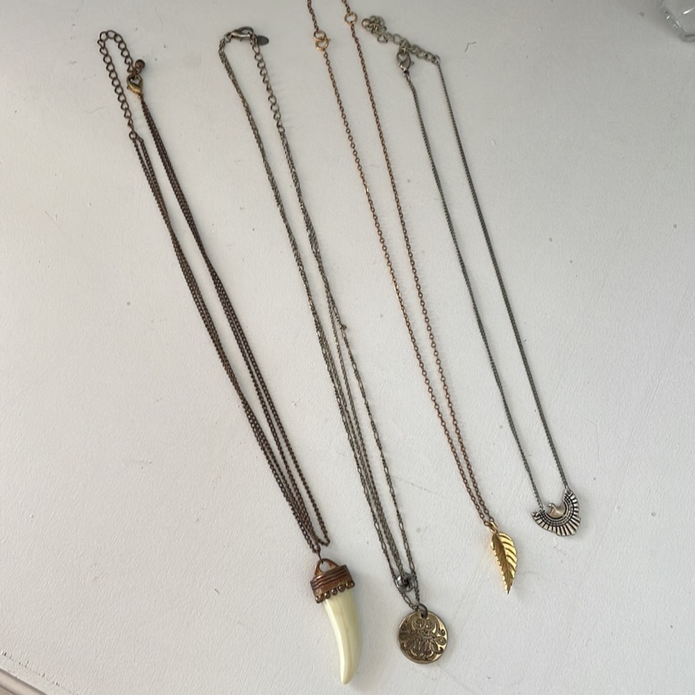 Bundle of 4 boho necklaces - Picture 3 of 5